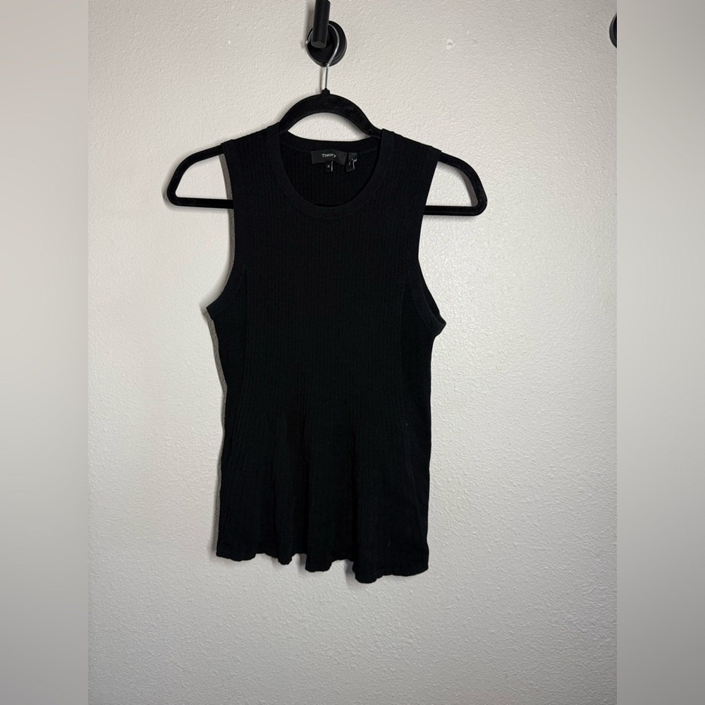 Theory Ribbed Peplum Sleeveless Crepe Knit - Picture 2 of 5